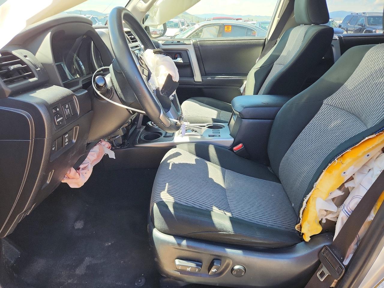 Toyota 4Runner Sr5