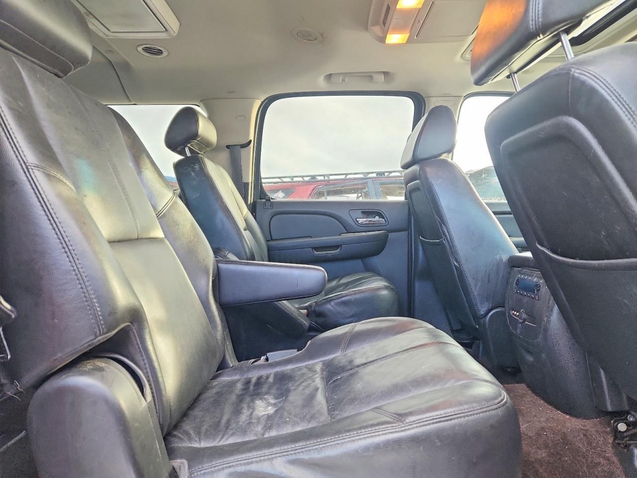 Chevrolet Suburban K1500 Lt