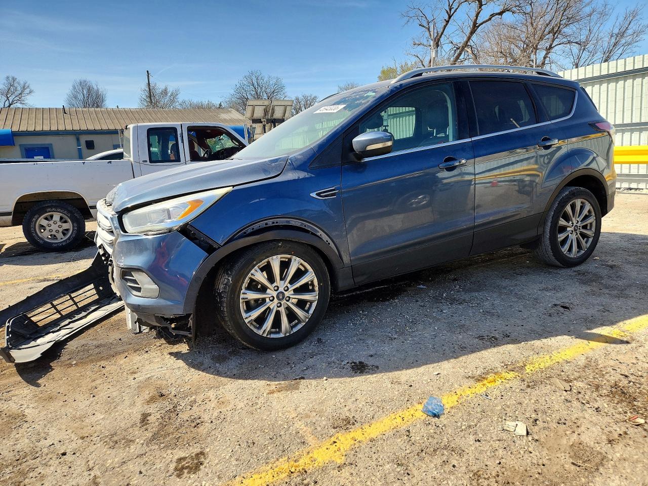 Salvage Ford Escape Image