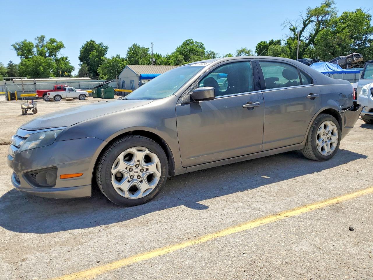 Salvage Ford Fusion Image