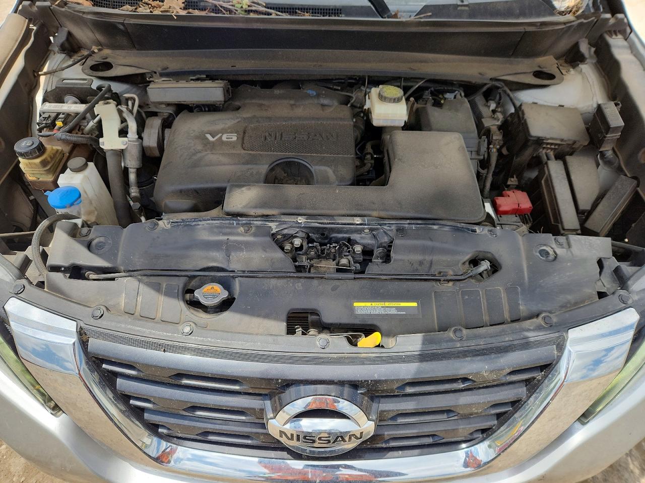 Nissan Pathfinder Sv