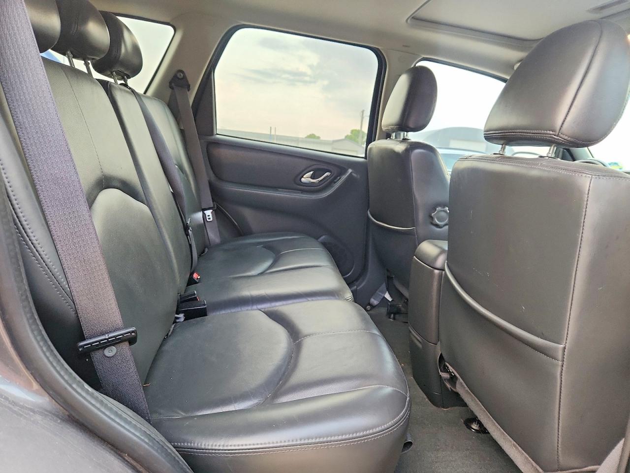 Mazda Tribute S