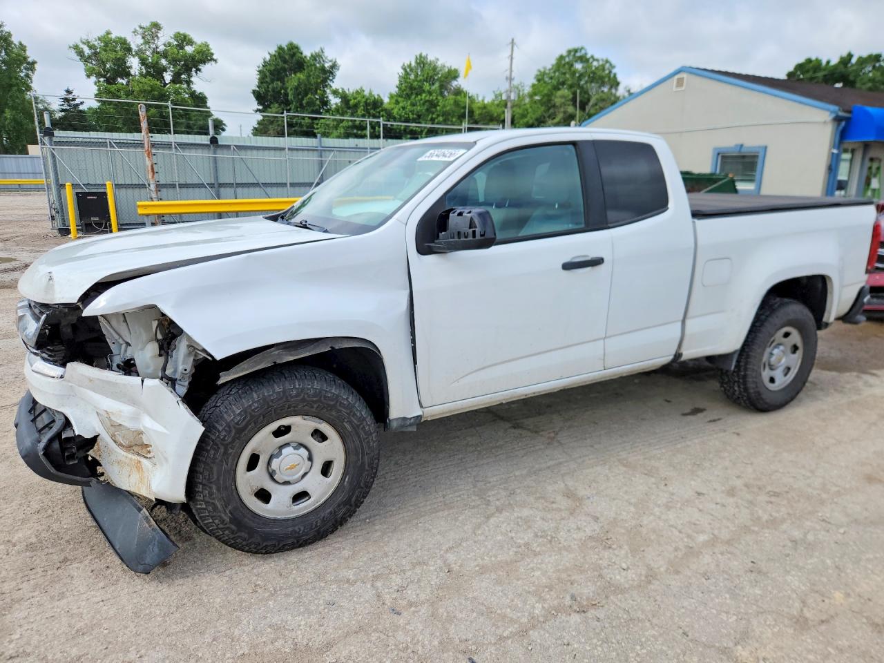 Salvage Chevrolet Colorado Image