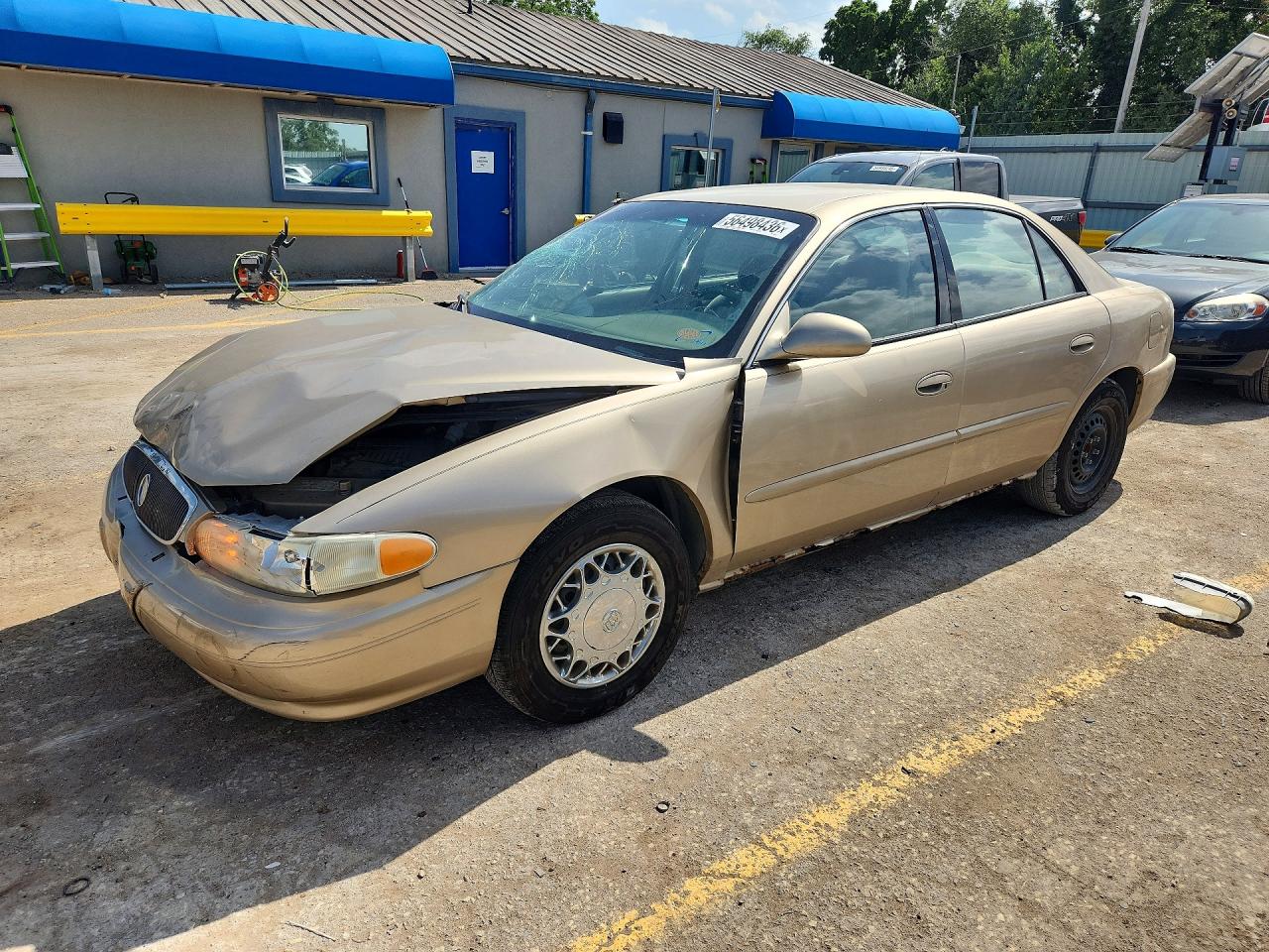 Salvage Buick Century Image