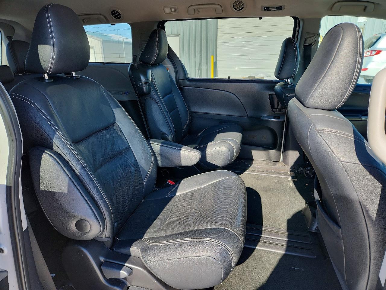 Toyota Sienna Sport