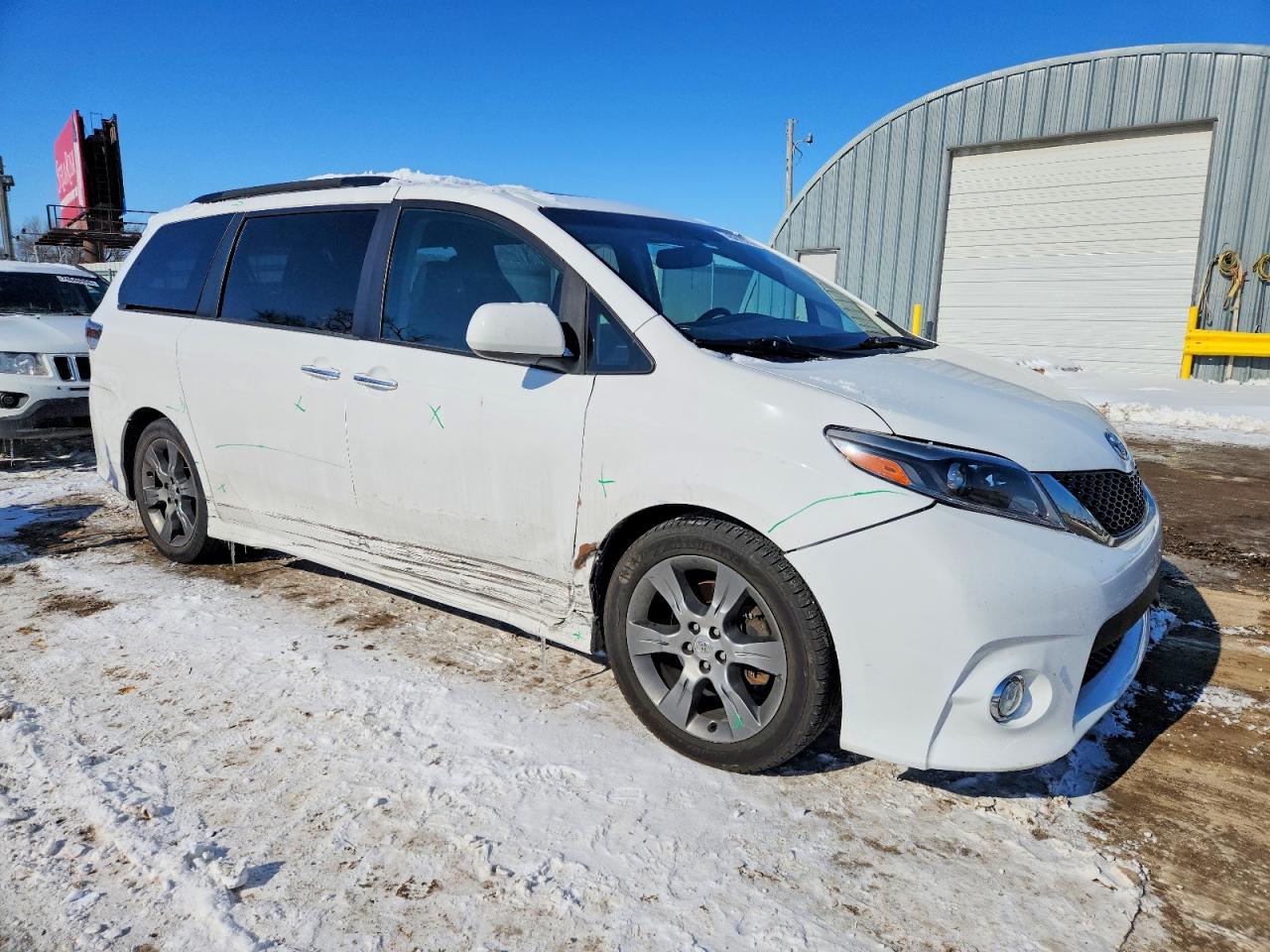 Toyota Sienna Sport