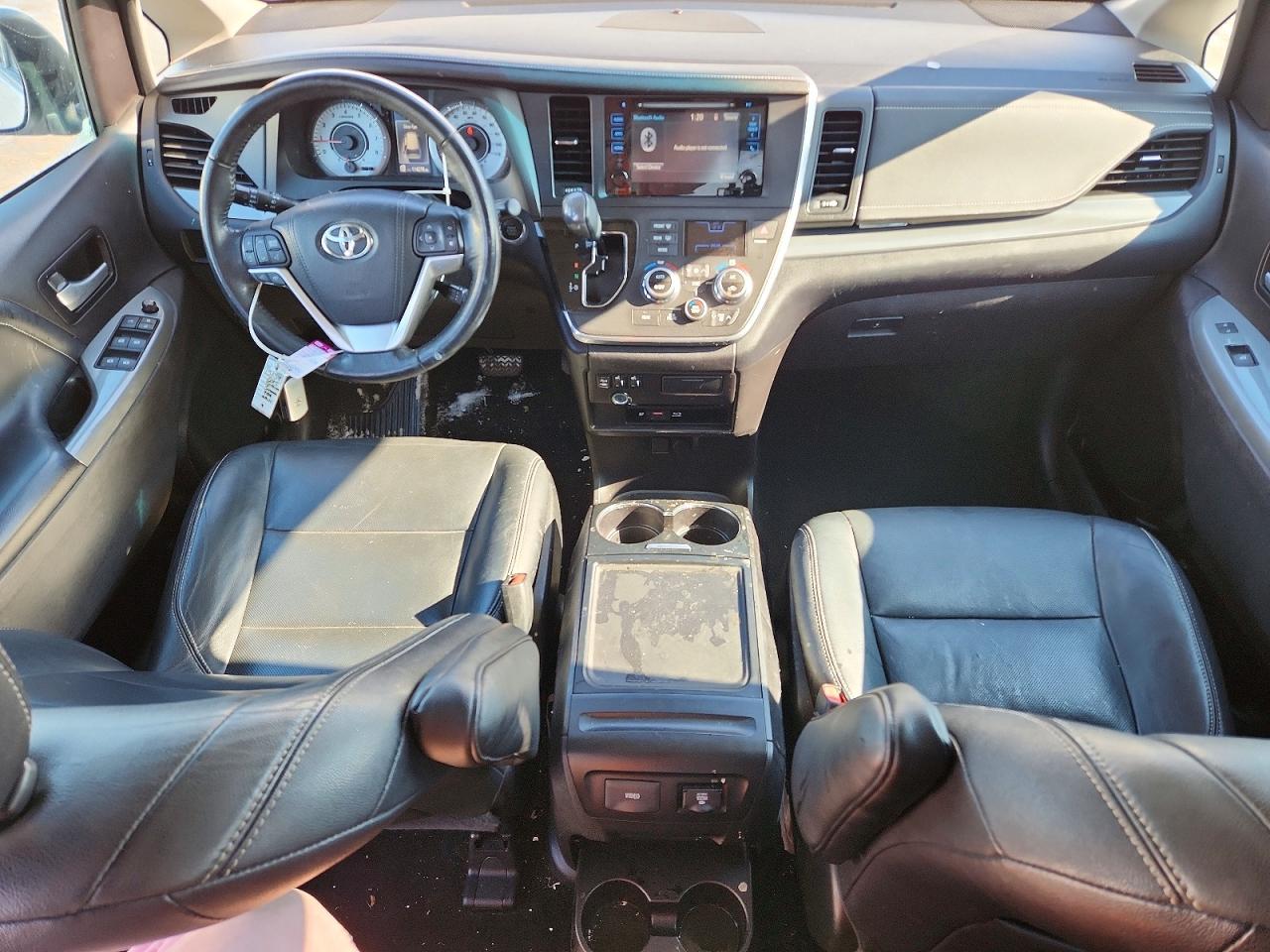 Toyota Sienna Sport