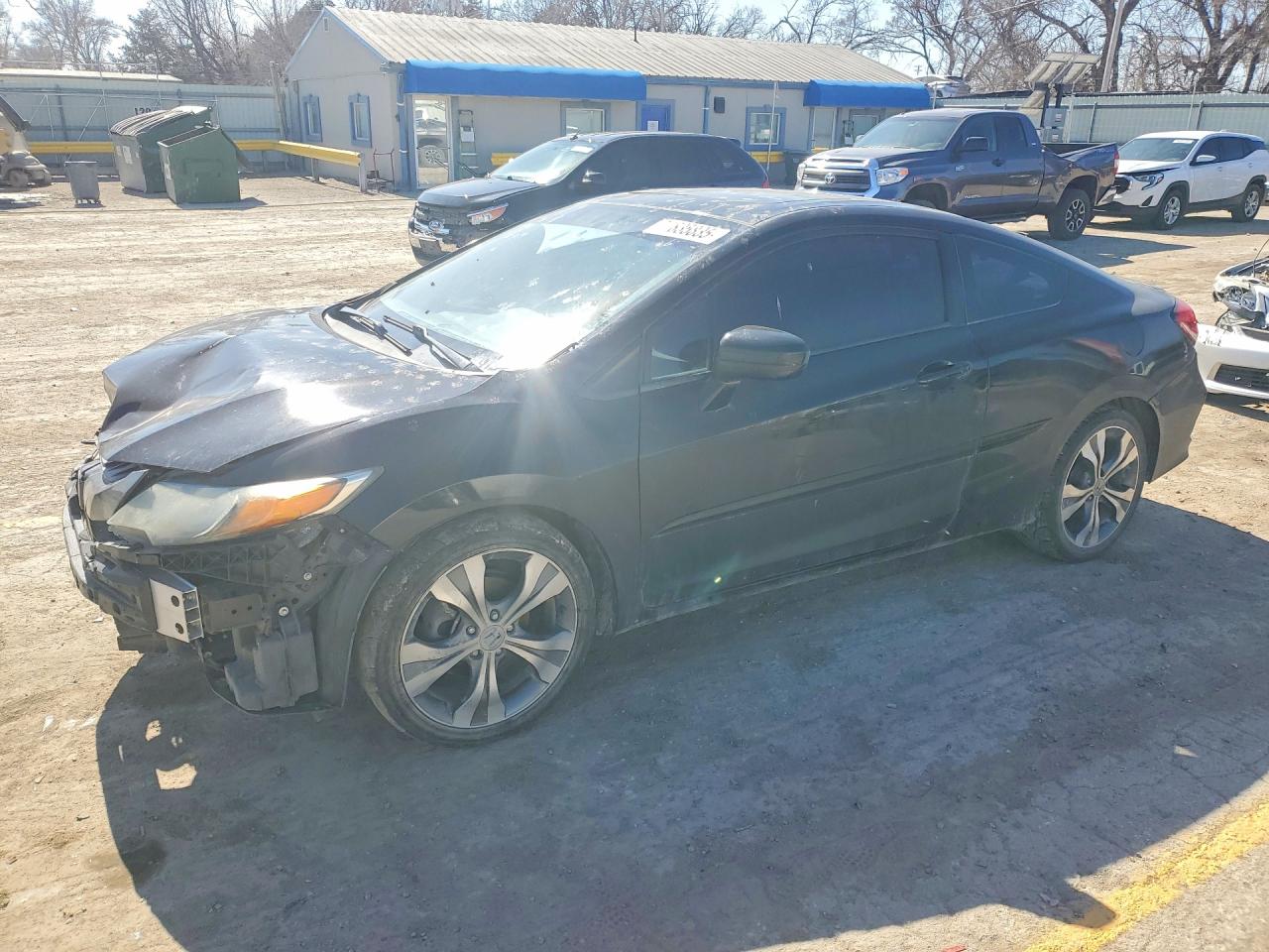 Salvage Honda Civic Image