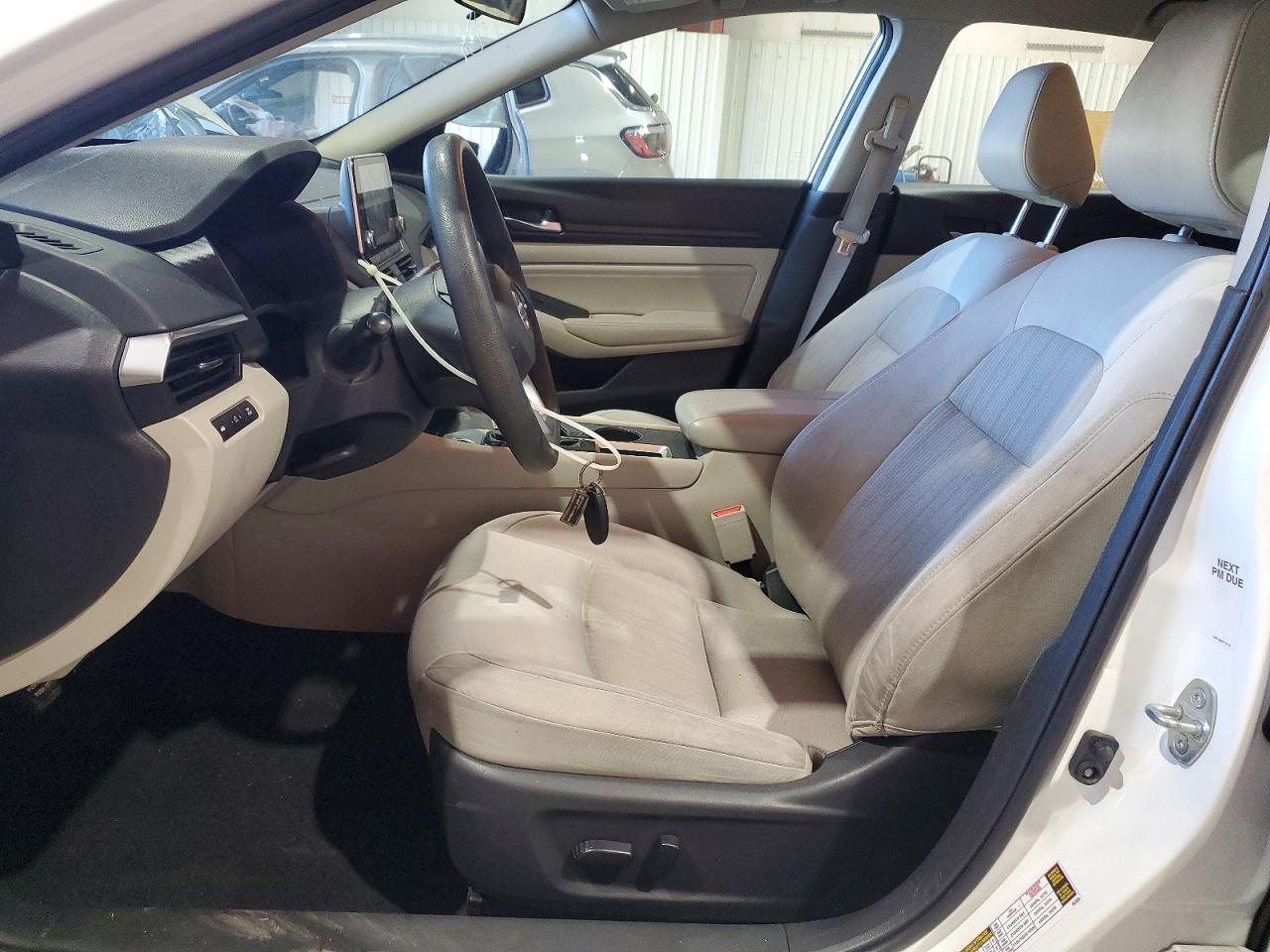 Nissan Altima S