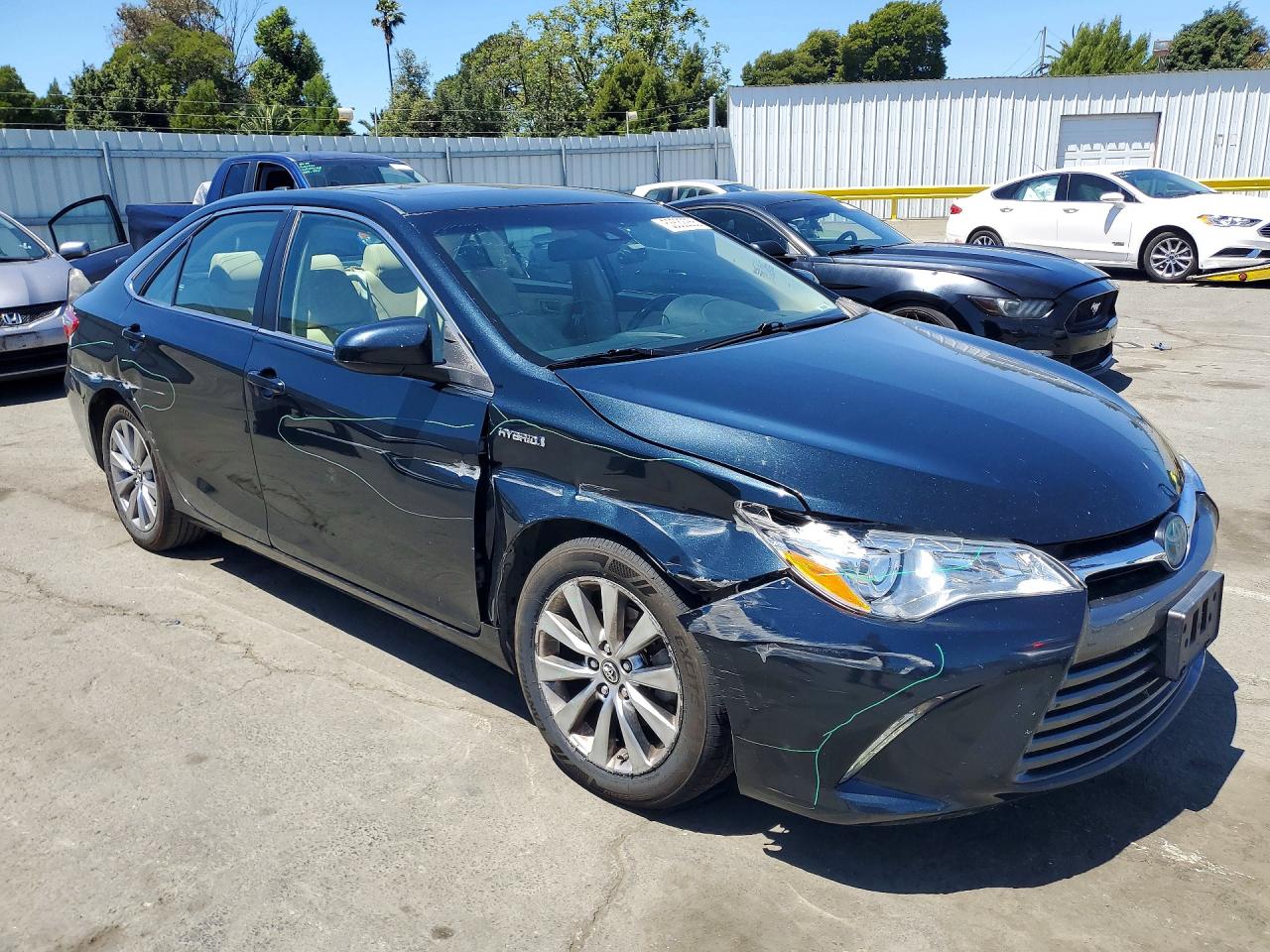 Toyota Camry Xle