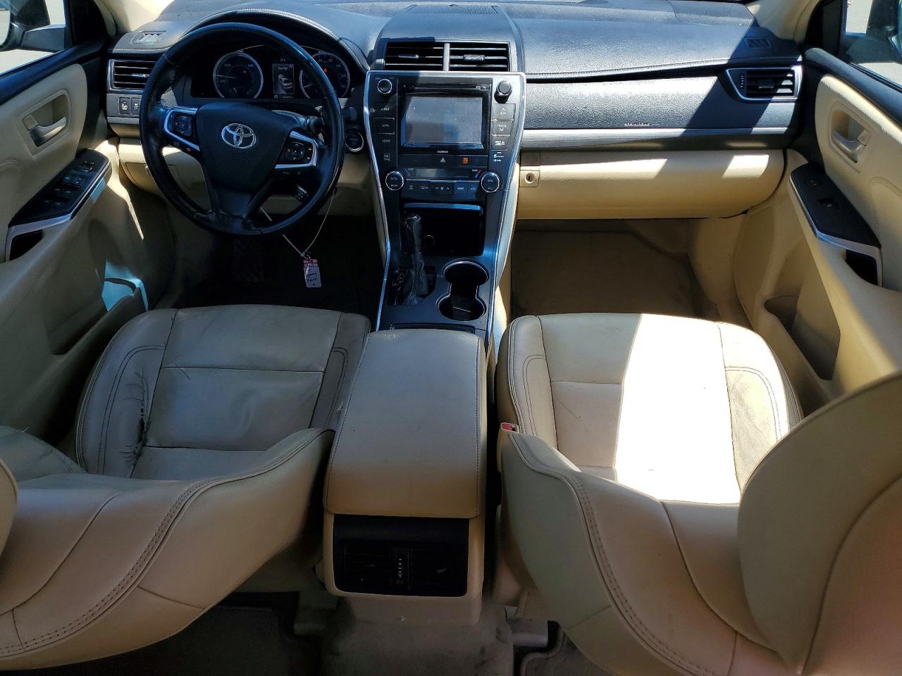 Toyota Camry Xle