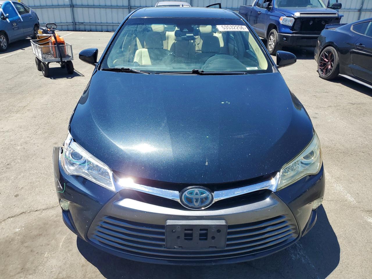 Toyota Camry Xle