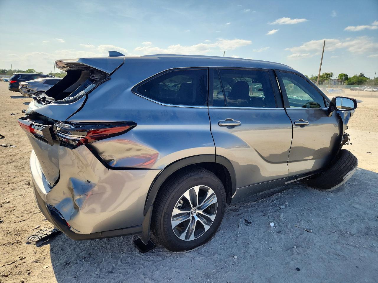 Toyota Highlander Xle