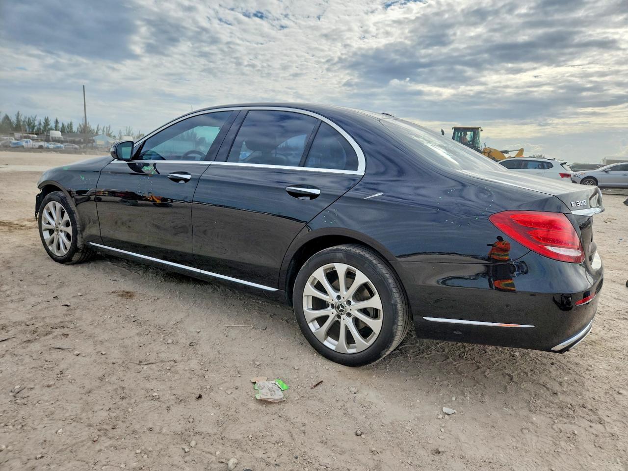 Mercedes-Benz E-Class 300