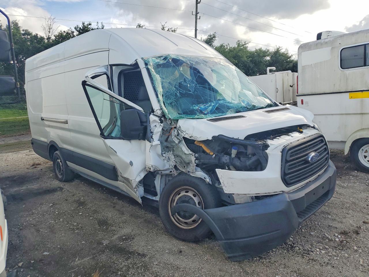 Ford Transit T-350