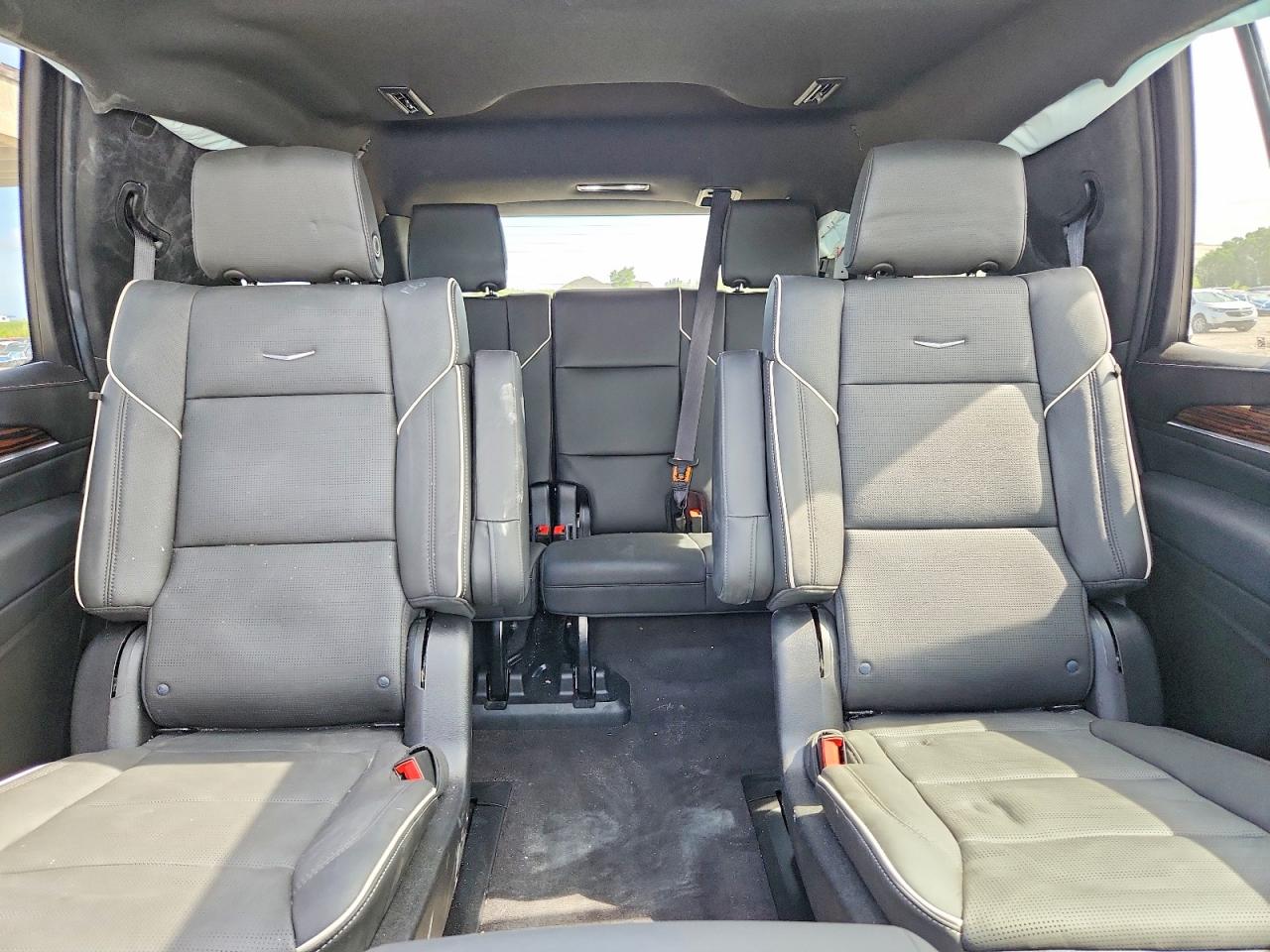 Cadillac Escalade Premium Luxury