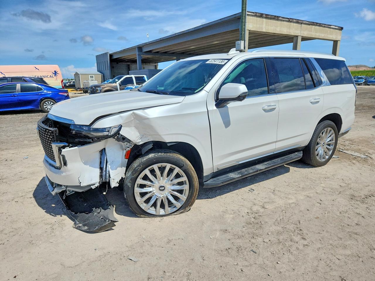 Salvage Cadillac Escalade Image