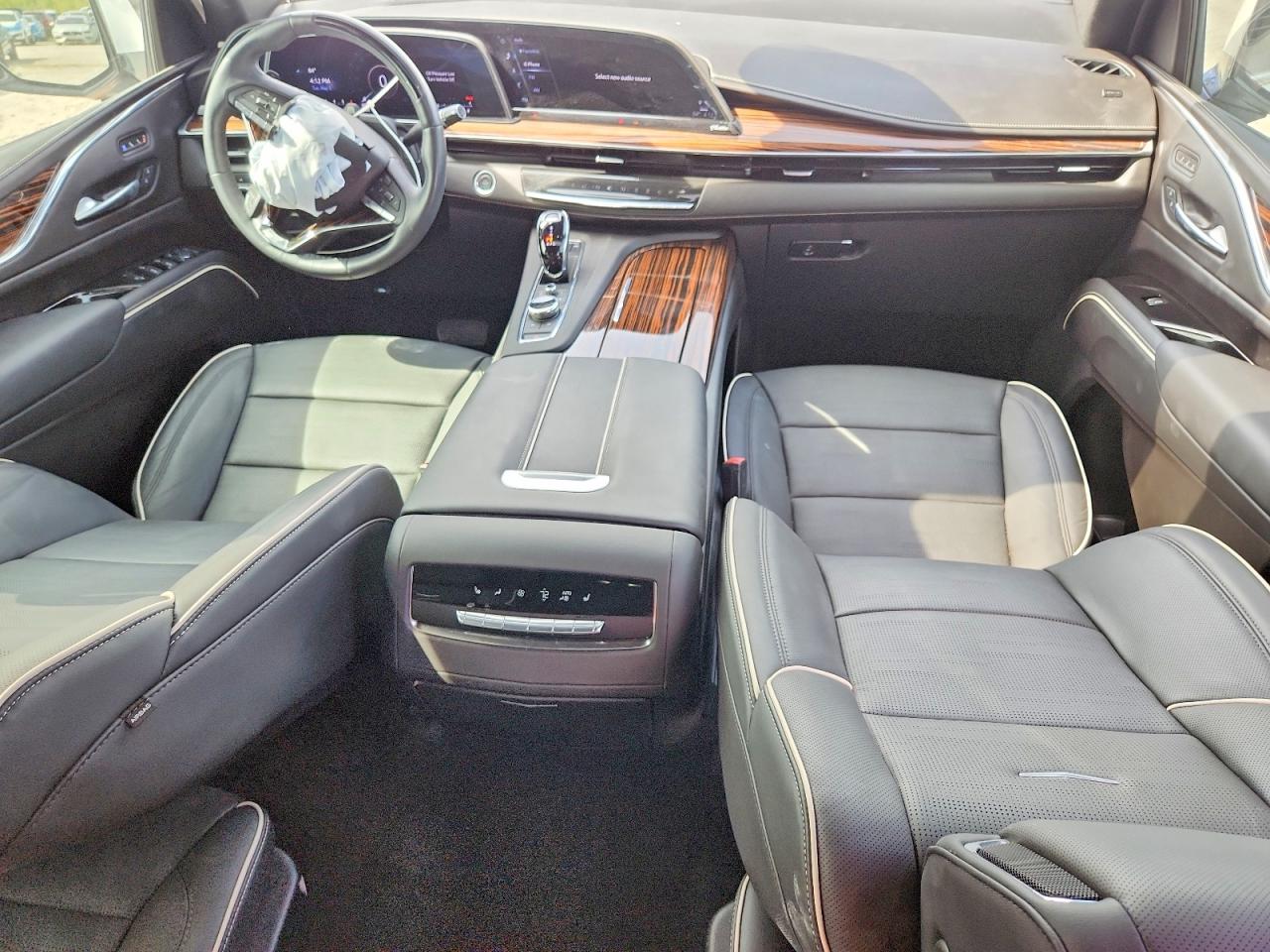 Cadillac Escalade Premium Luxury