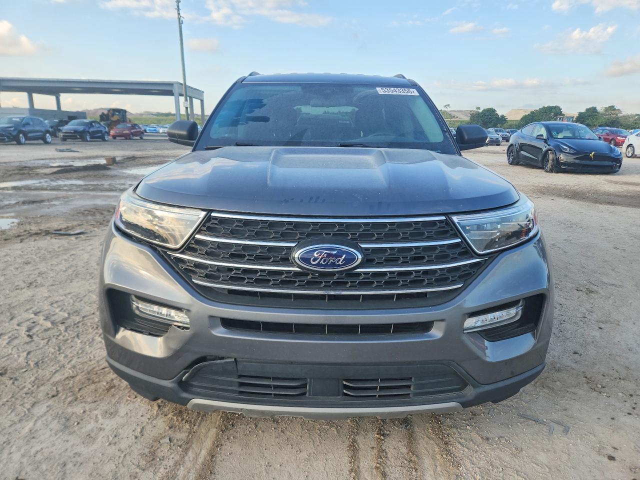 Ford Explorer Xlt