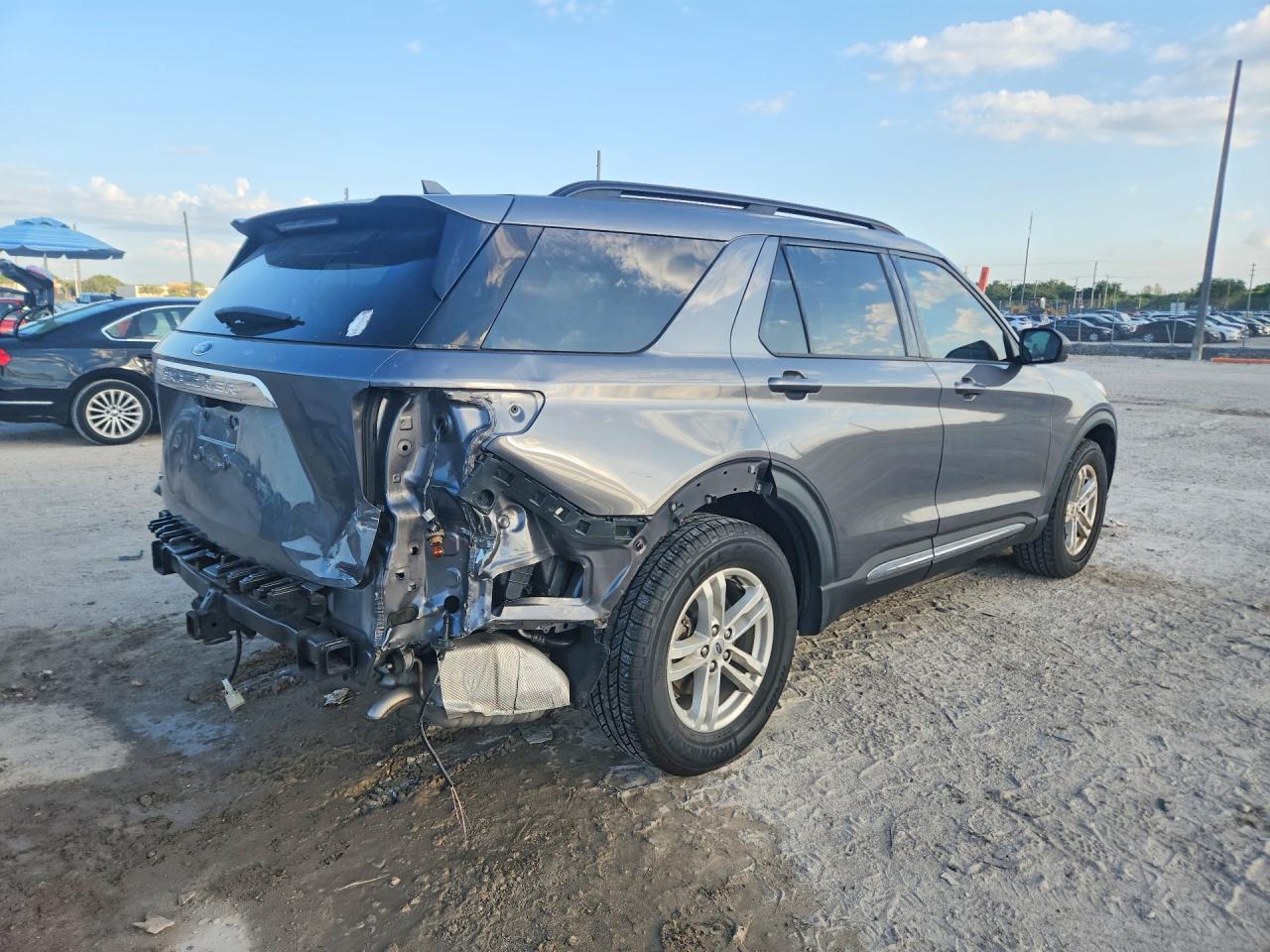 Ford Explorer Xlt