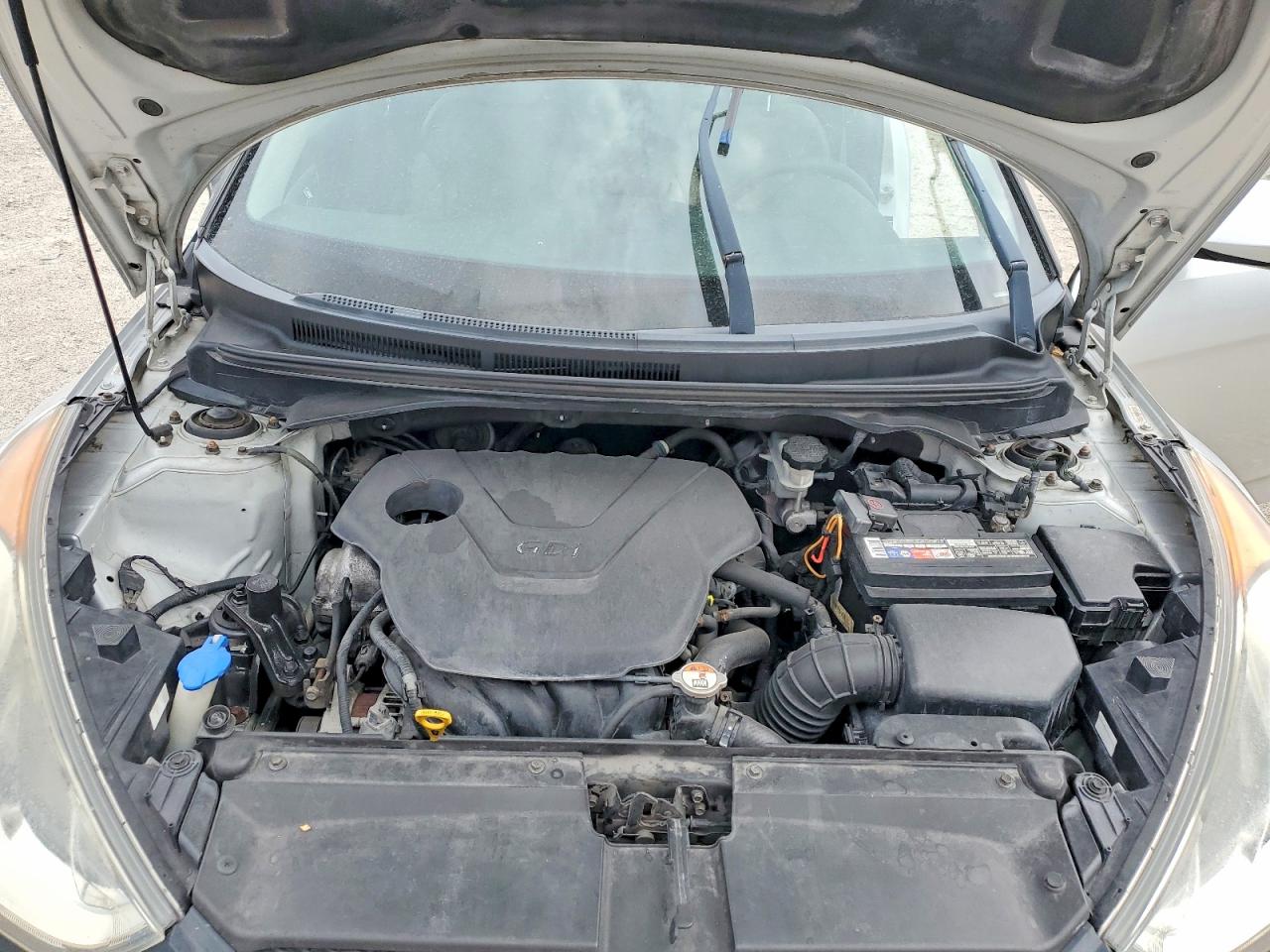 Hyundai VELOSTER Base
