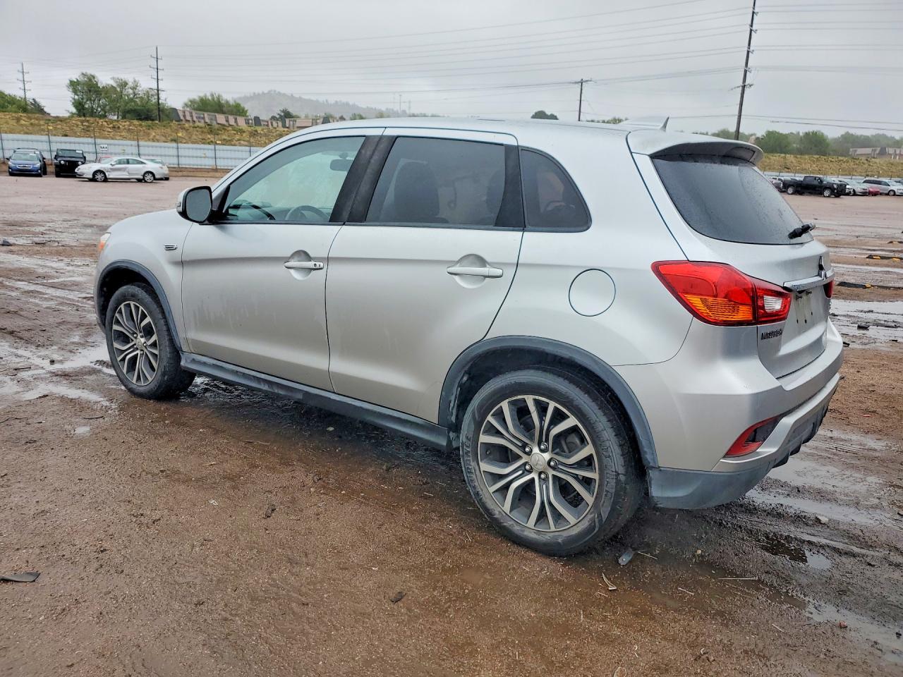 Mitsubishi Outlander Es