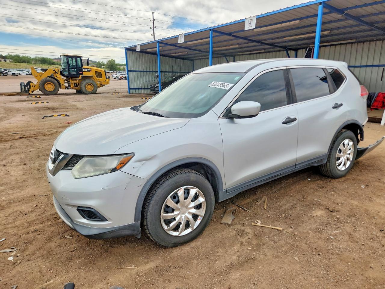 Salvage Nissan Rogue Image