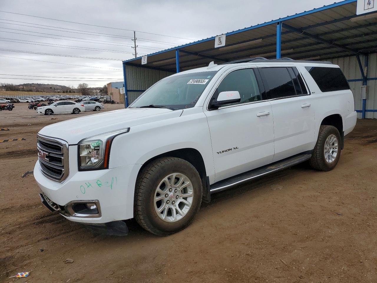 Salvage GMC Yukon Image