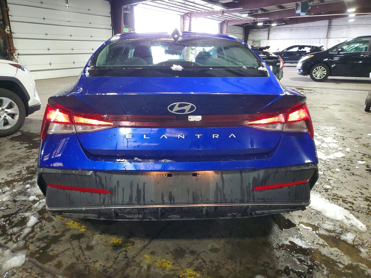 Hyundai ELANTRA Sel