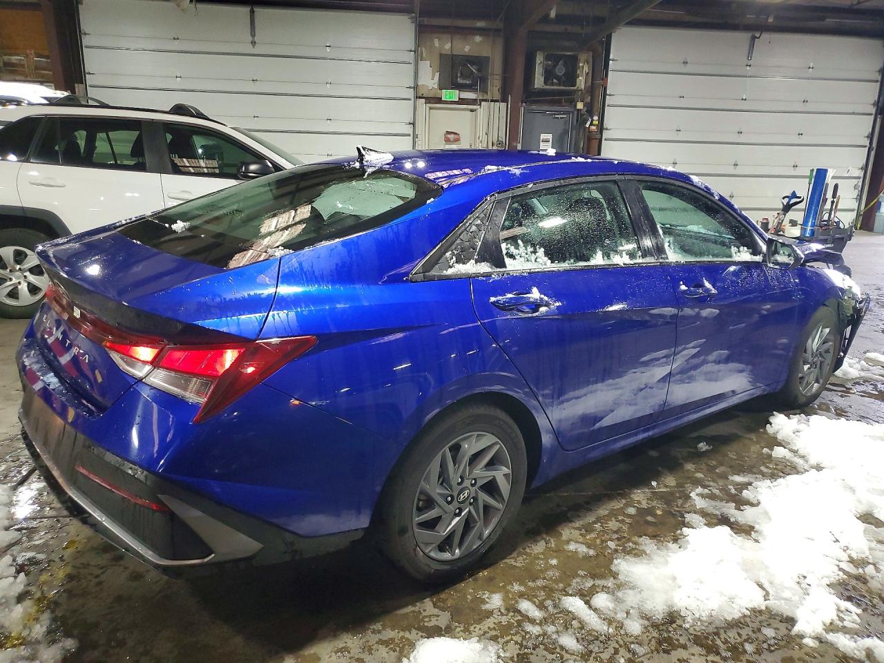 Hyundai ELANTRA Sel