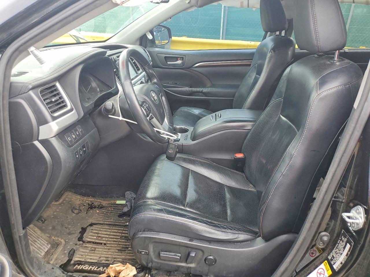 Toyota Highlander Limited Platinum