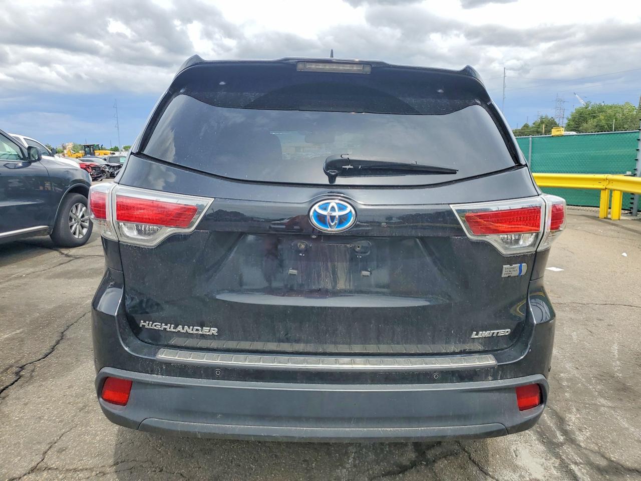Toyota Highlander Limited Platinum
