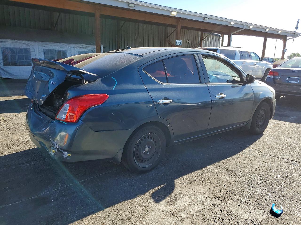 Nissan Versa 1.6 Sv