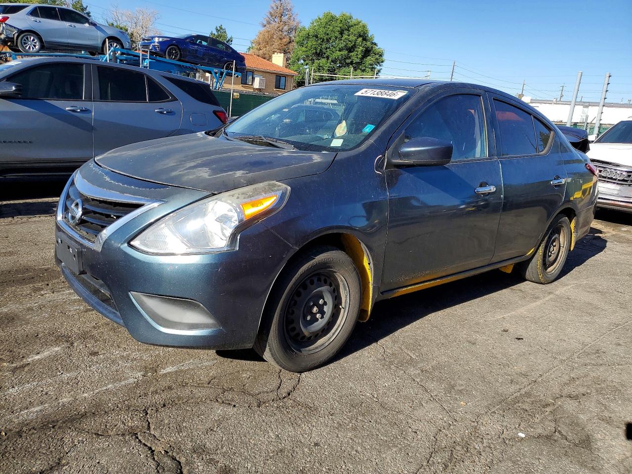 Salvage Nissan Versa Image