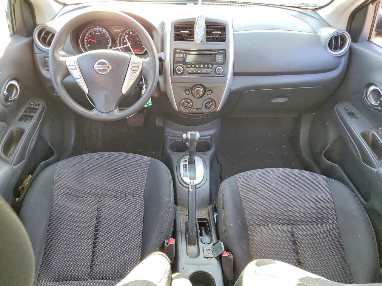 Nissan Versa 1.6 Sv