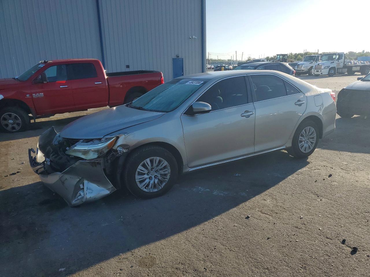 Salvage Toyota Camry Image