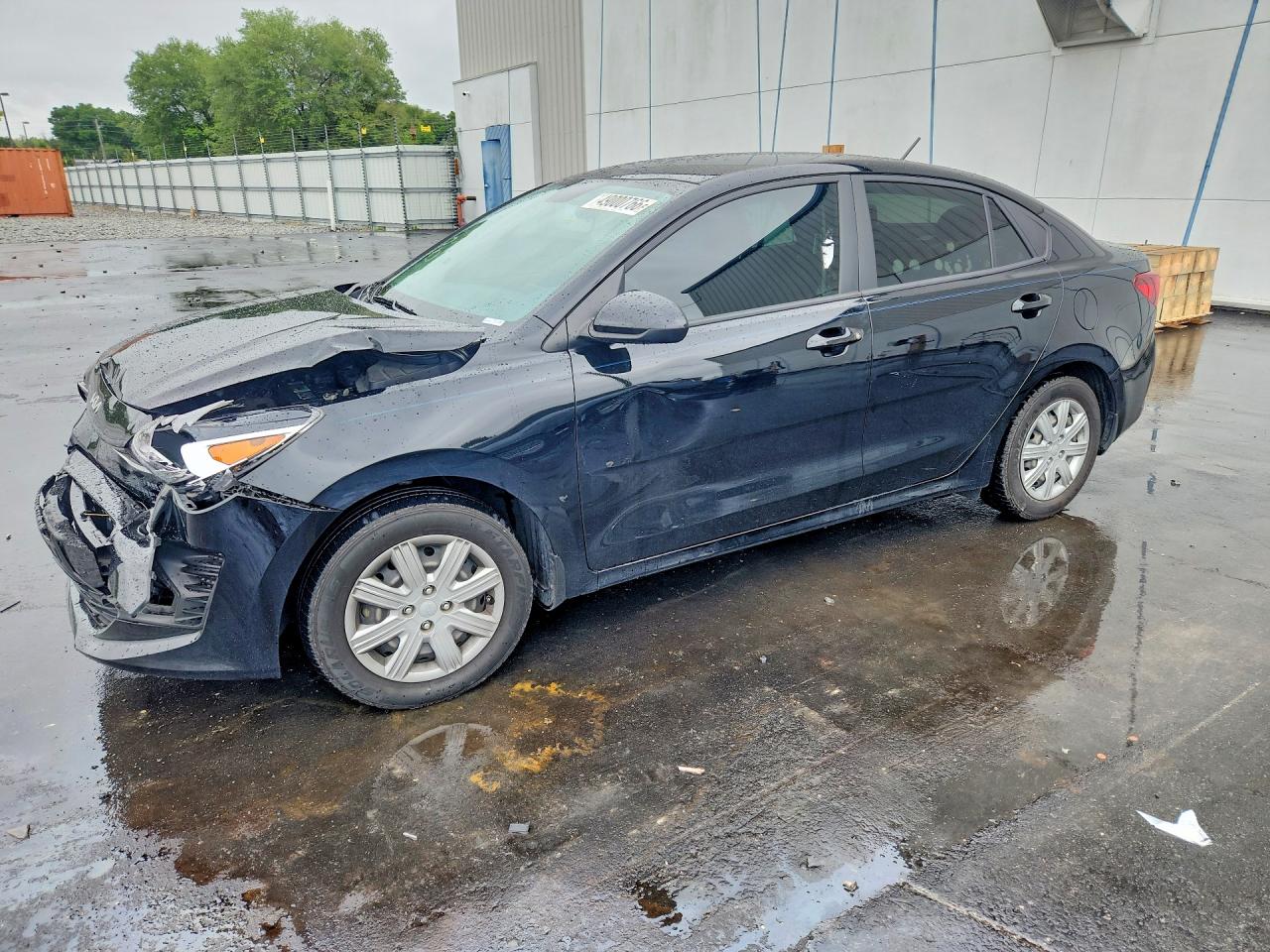 Salvage Kia Rio Image