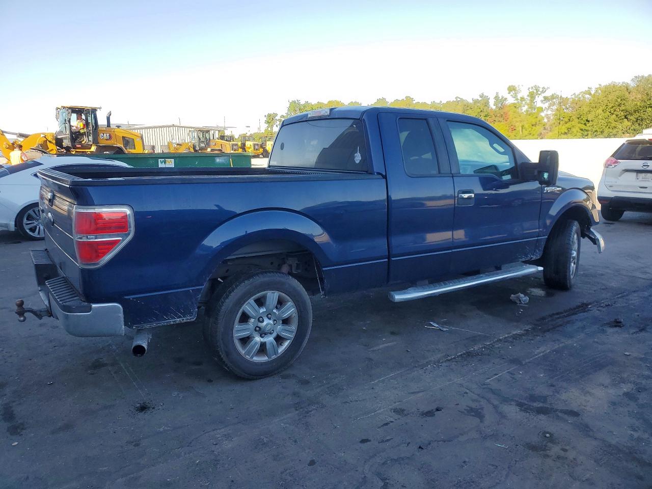 Ford F-150 Super Cab