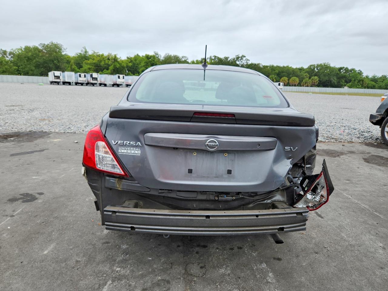Nissan Versa Sv