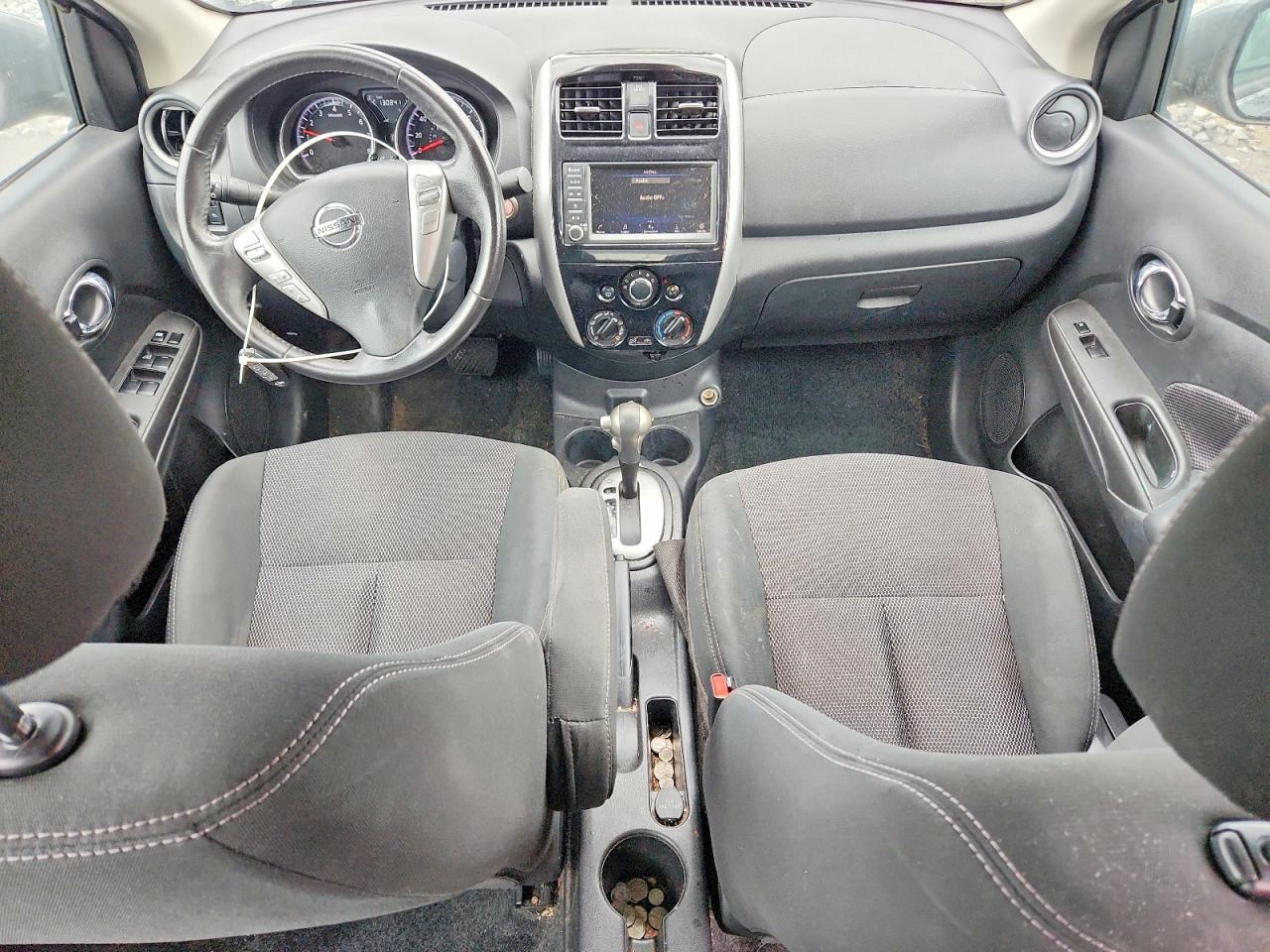 Nissan Versa Sv