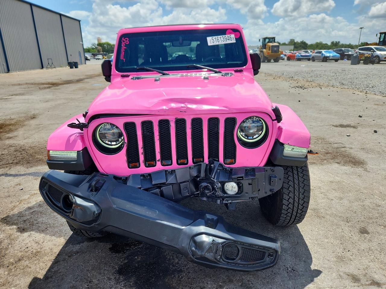Jeep Wrangler Sahara