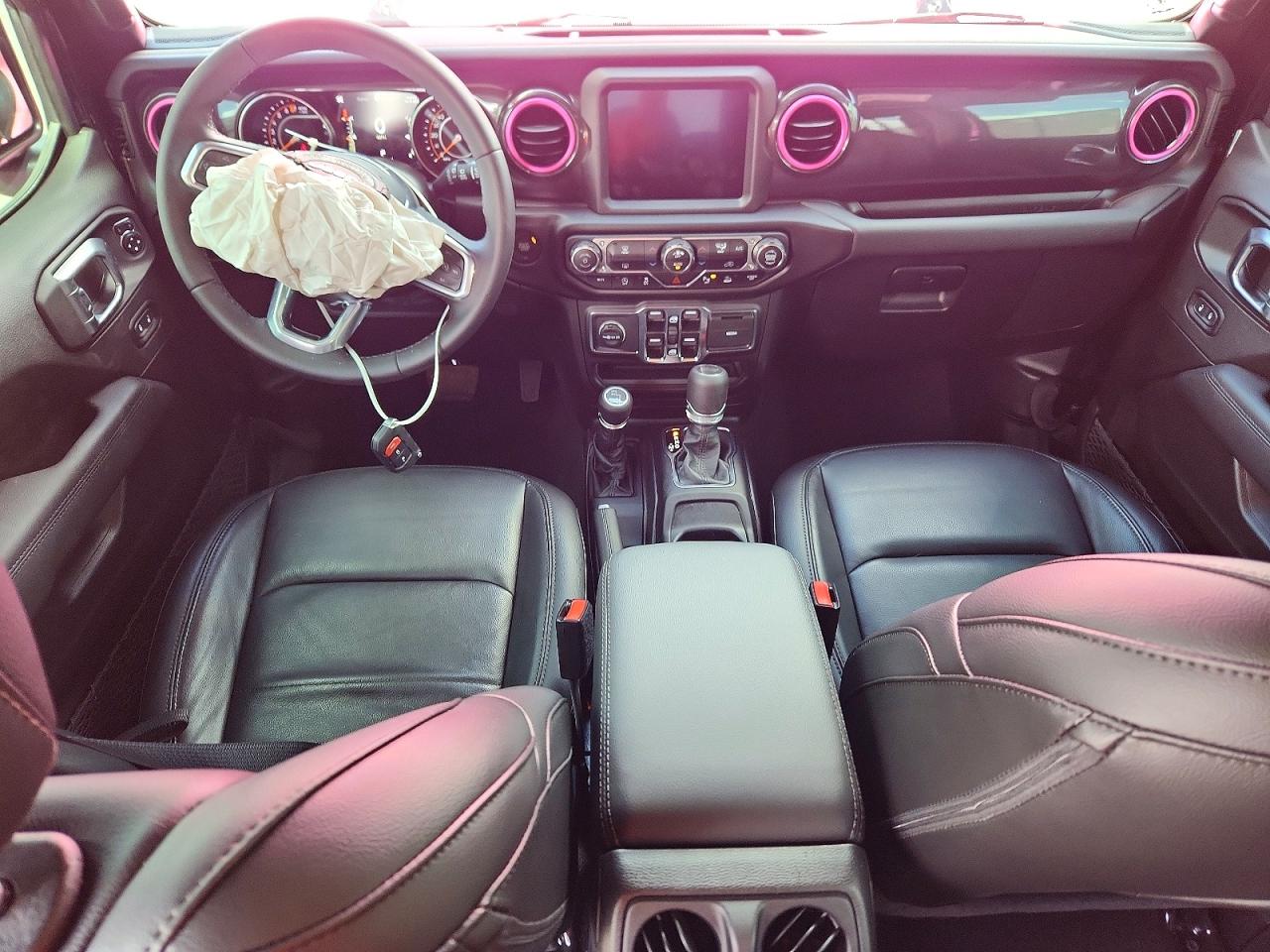 Jeep Wrangler Sahara