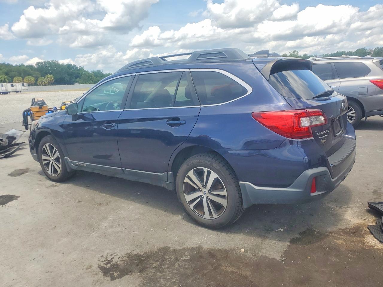 Subaru Outback 2.5i Limited