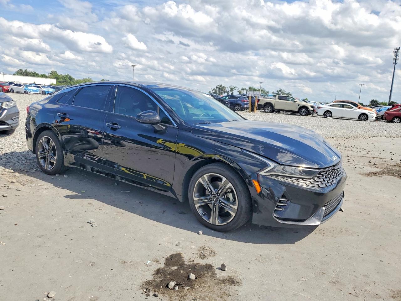 Kia K5 Ex