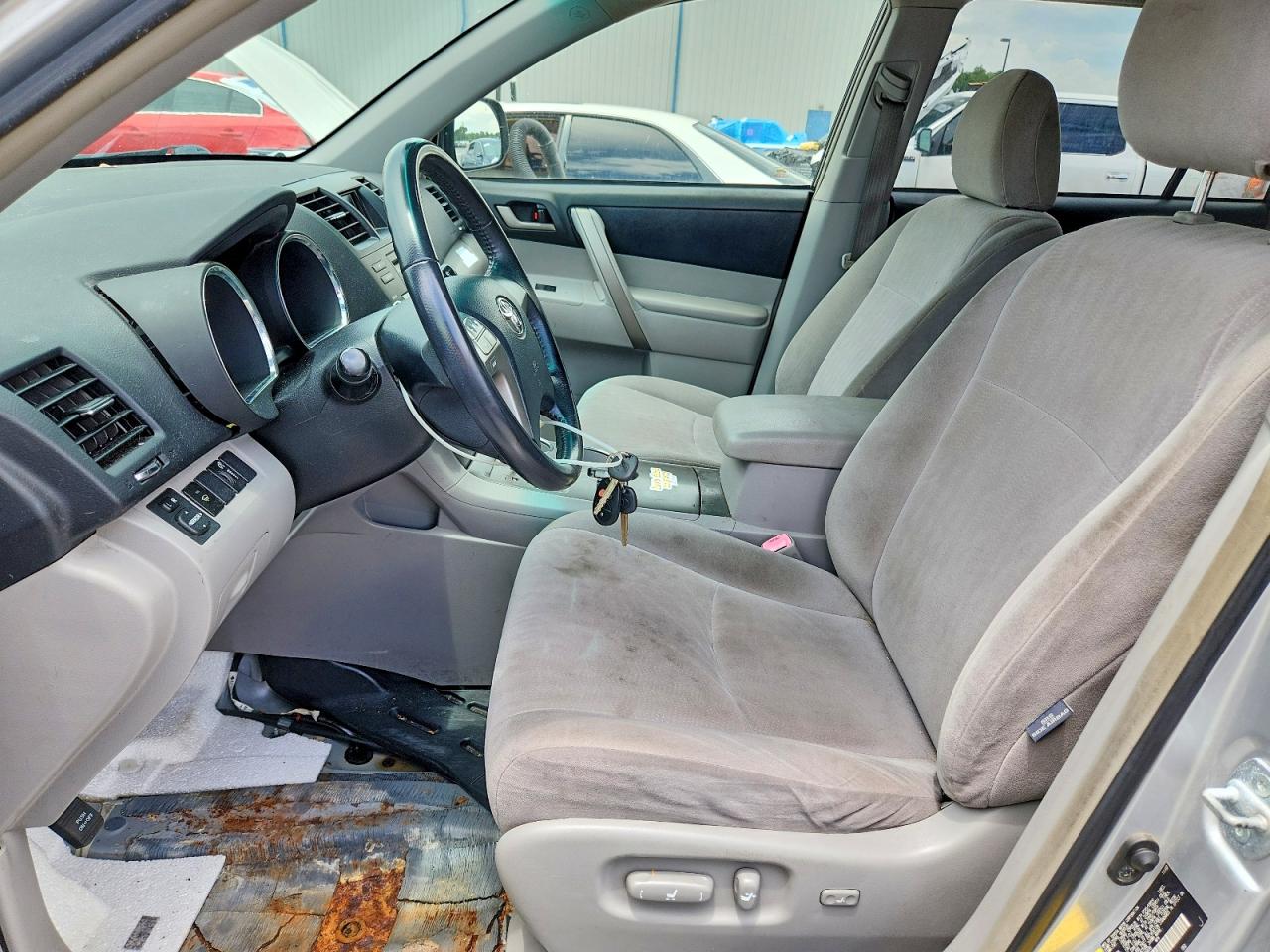 Toyota Highlander Sport