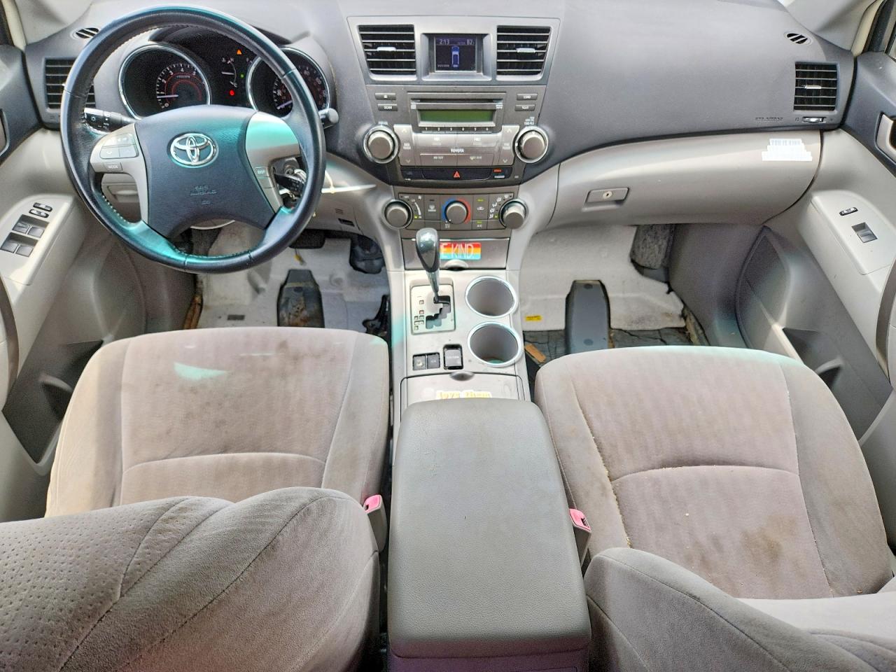 Toyota Highlander Sport