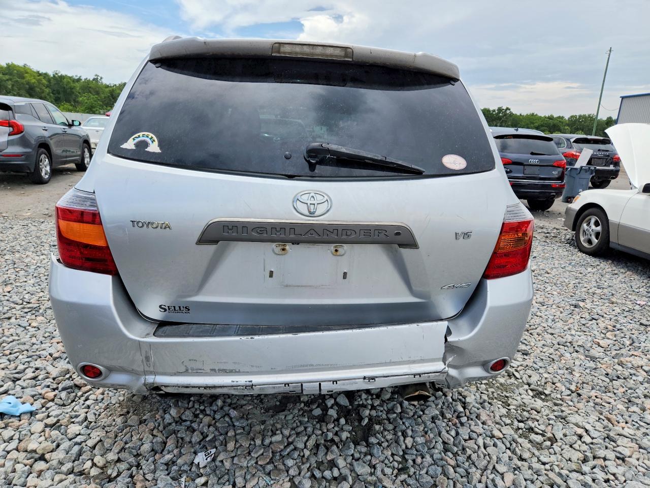 Toyota Highlander Sport