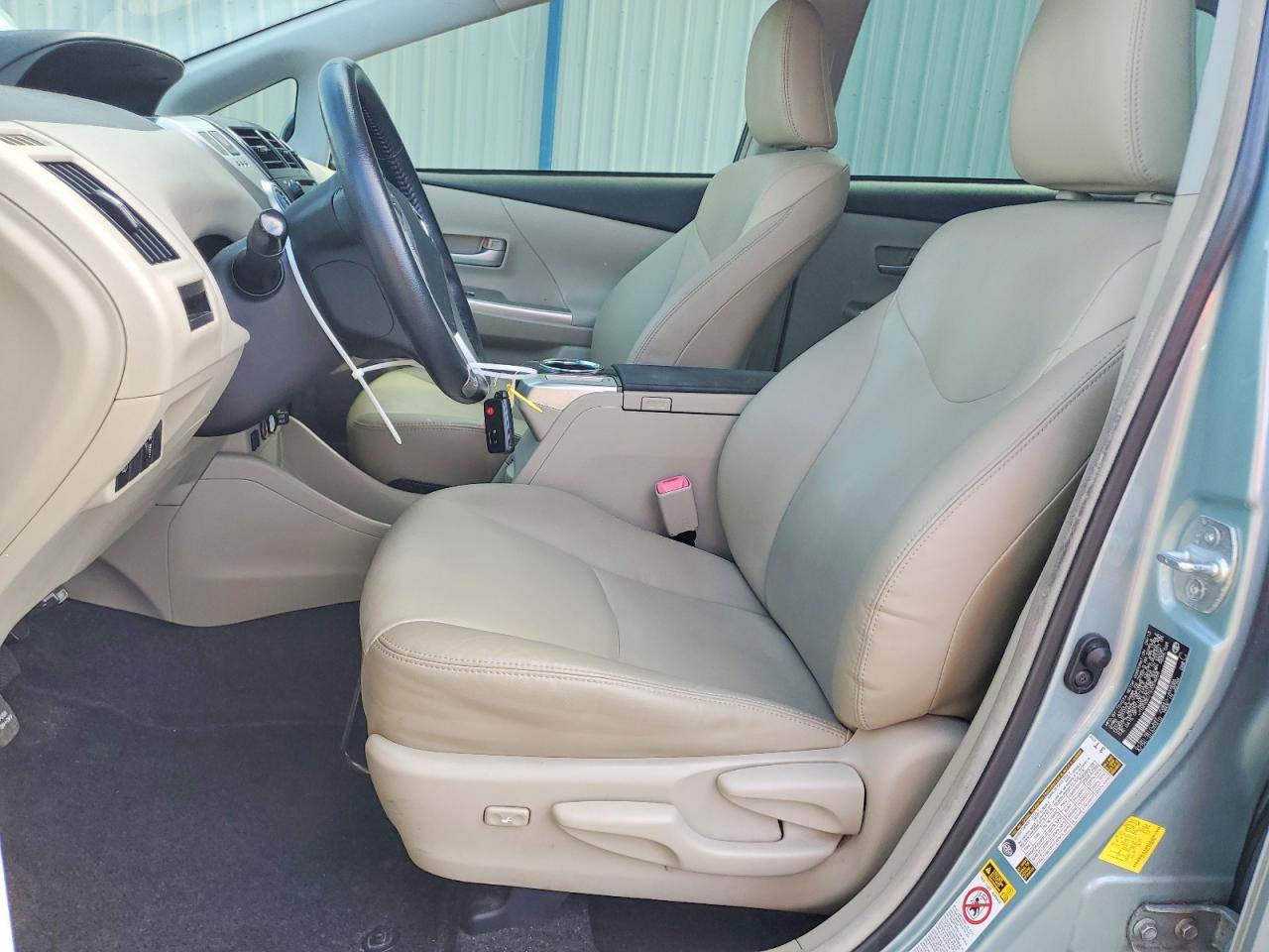 Toyota Prius Five