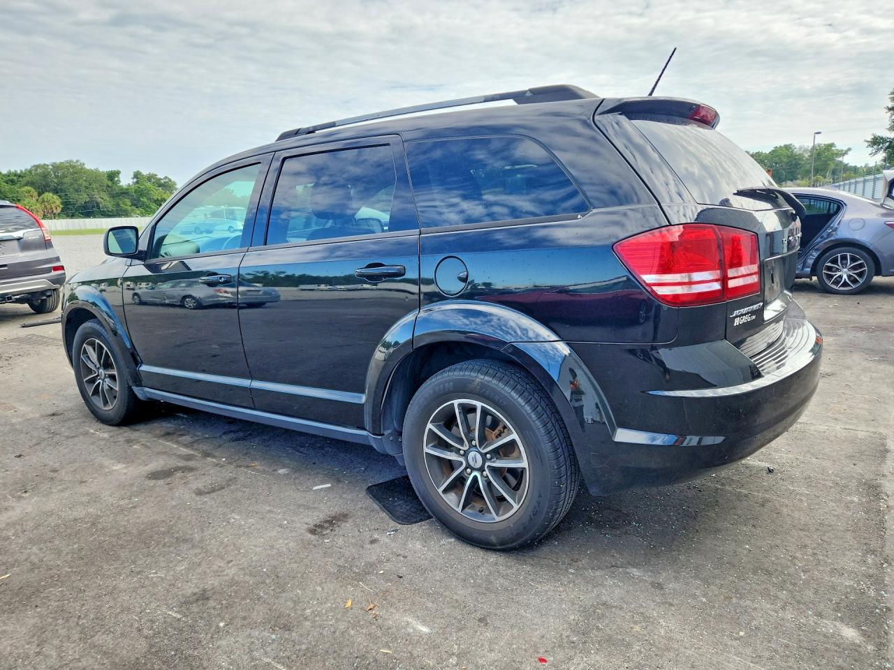 Dodge Journey Se