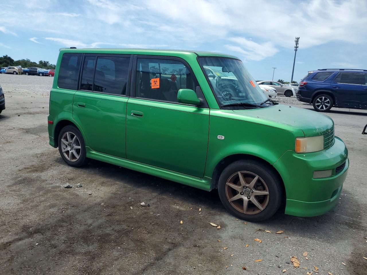 Toyota Scion Xb